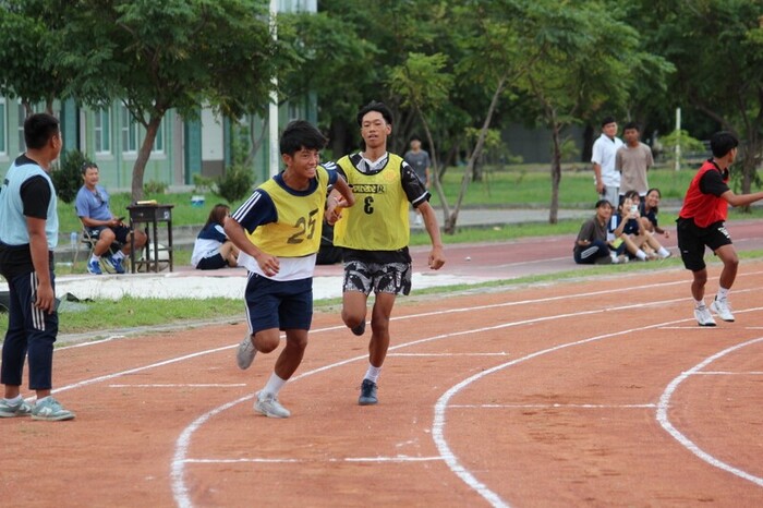 97週年校慶暨運動大會:4X100-01圖片