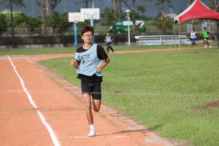 97週年校慶暨運動大會:1500M圖片