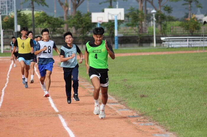 97週年校慶暨運動大會:1500M圖片