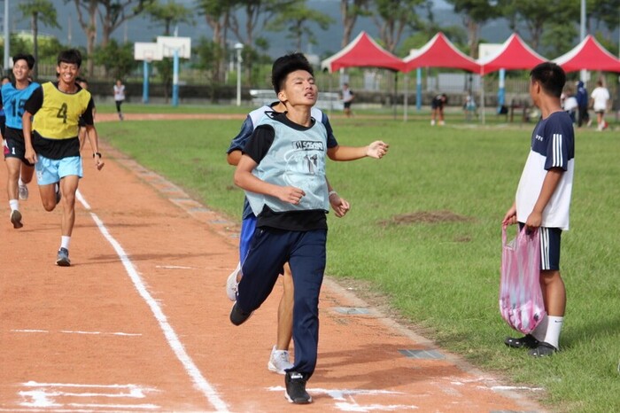 97週年校慶暨運動大會:1500M圖片