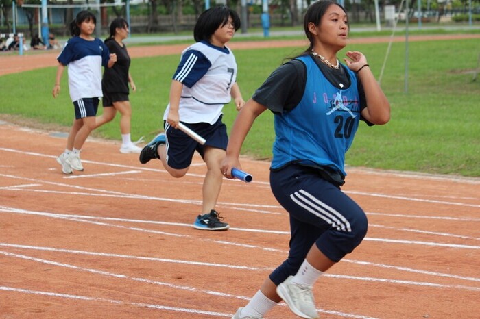 97週年校慶暨運動大會:4X100-02圖片