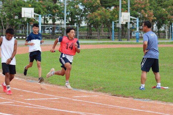 97週年校慶暨運動大會:4X100-02圖片