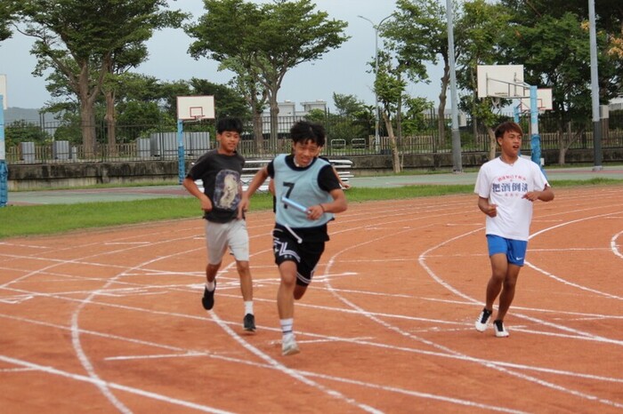 97週年校慶暨運動大會:4X100-02圖片