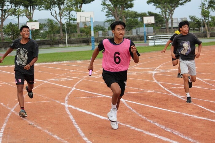 97週年校慶暨運動大會:4X100-02圖片