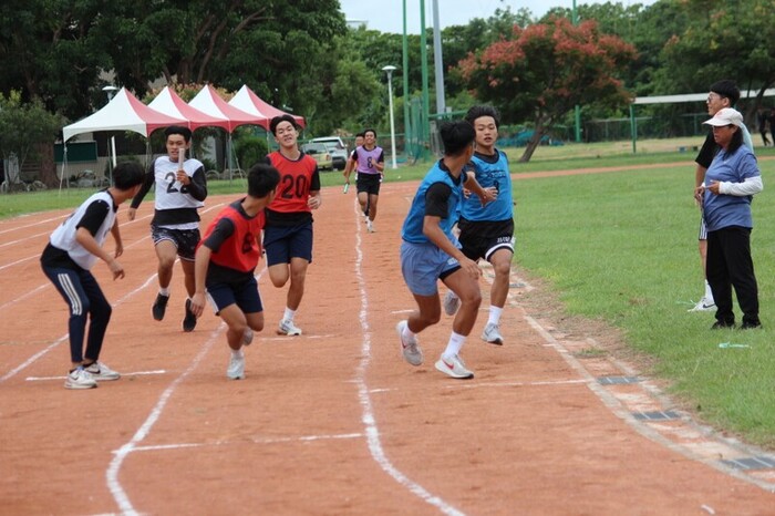 97週年校慶暨運動大會:4X100-02圖片
