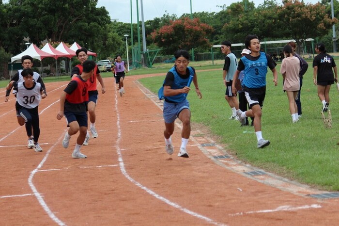 97週年校慶暨運動大會:4X100-02圖片