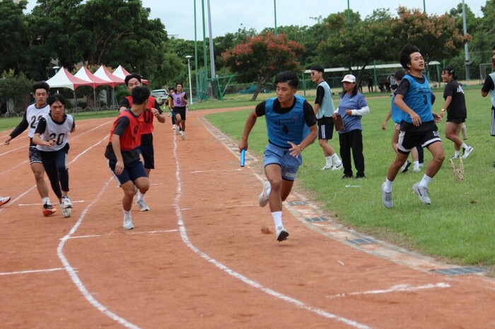 97週年校慶暨運動大會:4X100-02圖片