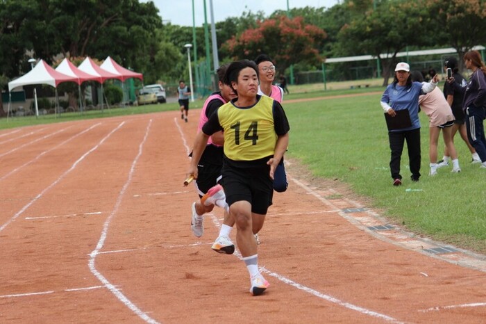 97週年校慶暨運動大會:4X100-02圖片