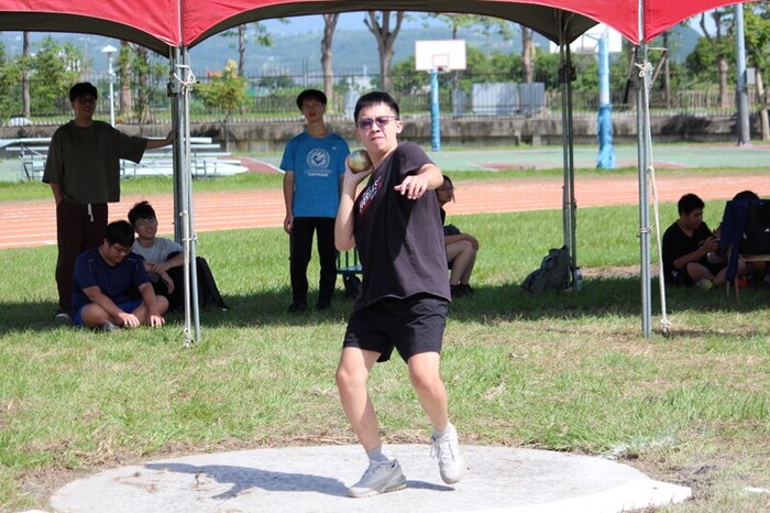 97週年校慶暨運動大會:鉛球-01圖片