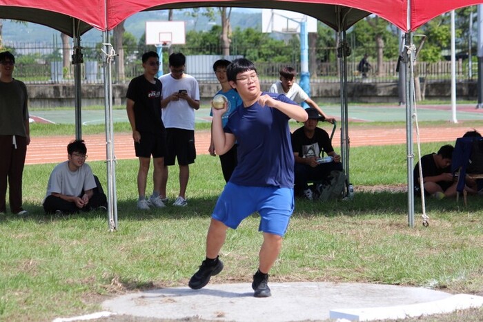 97週年校慶暨運動大會:鉛球-01圖片