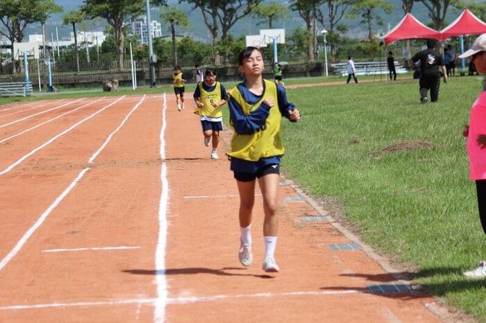 97週年校慶暨運動大會:800M圖片