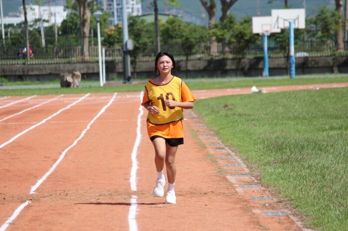 97週年校慶暨運動大會:800M圖片