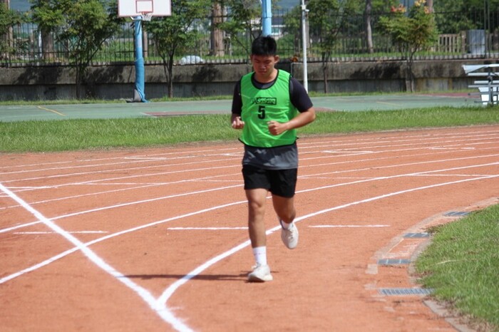 97週年校慶暨運動大會:800M圖片