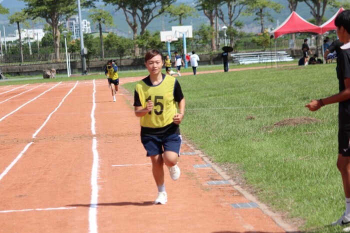 97週年校慶暨運動大會:800M圖片