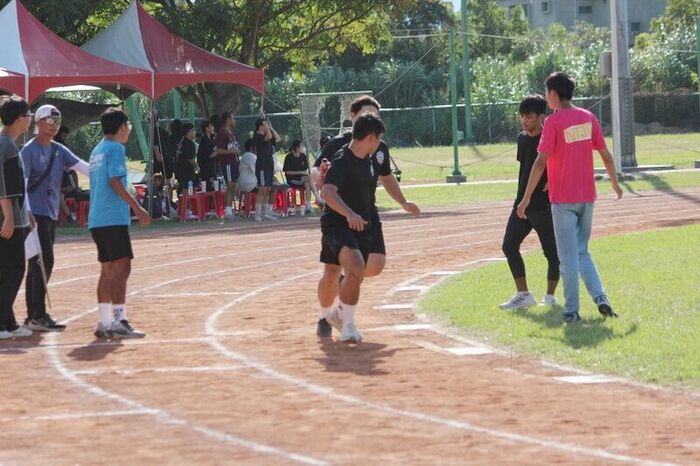 97週年校慶暨運動大會:大隊接力-05圖片