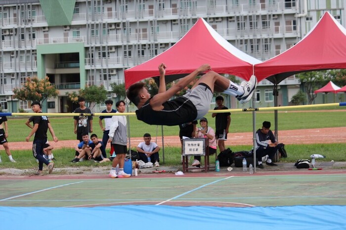 97週年校慶暨運動大會:跳高-02圖片