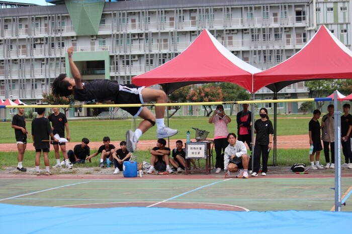 97週年校慶暨運動大會:跳高-02圖片