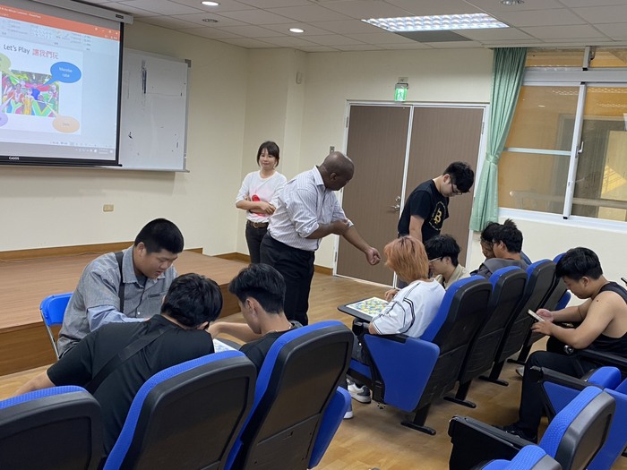 課外活動組「114學年人才培育成長講座」(115/4/23(四))圖片
