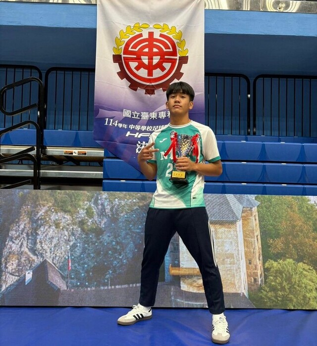 足球隊榮獲114學年足球聯賽高男全國第七名圖片