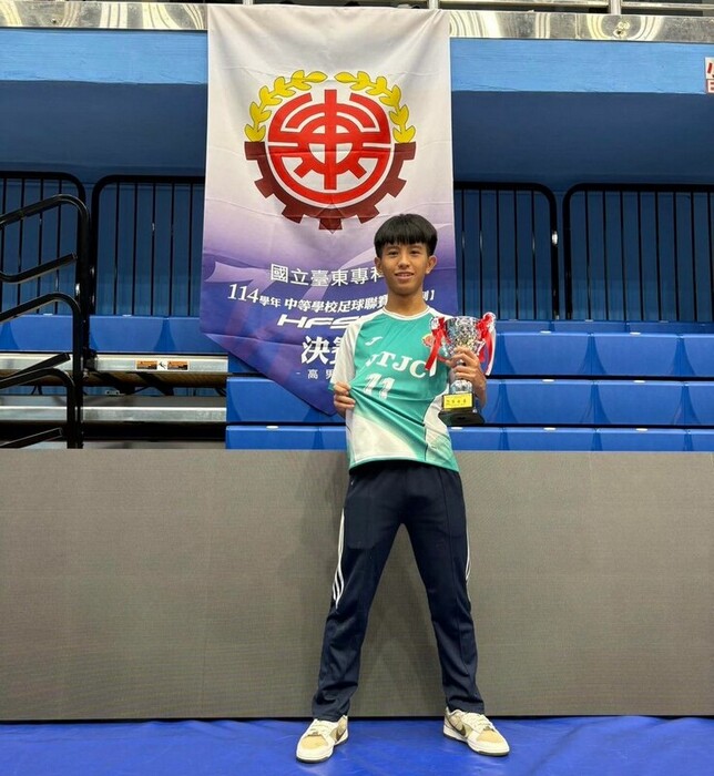 足球隊榮獲114學年足球聯賽高男全國第七名圖片