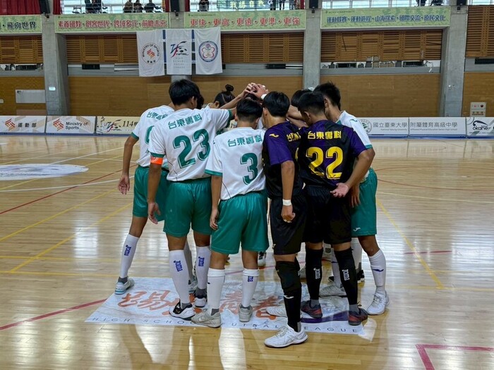 114 學年度高中男子足球聯賽複賽圖片