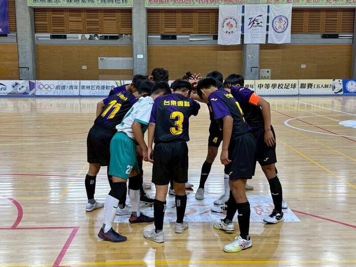 114 學年度高中男子足球聯賽複賽圖片