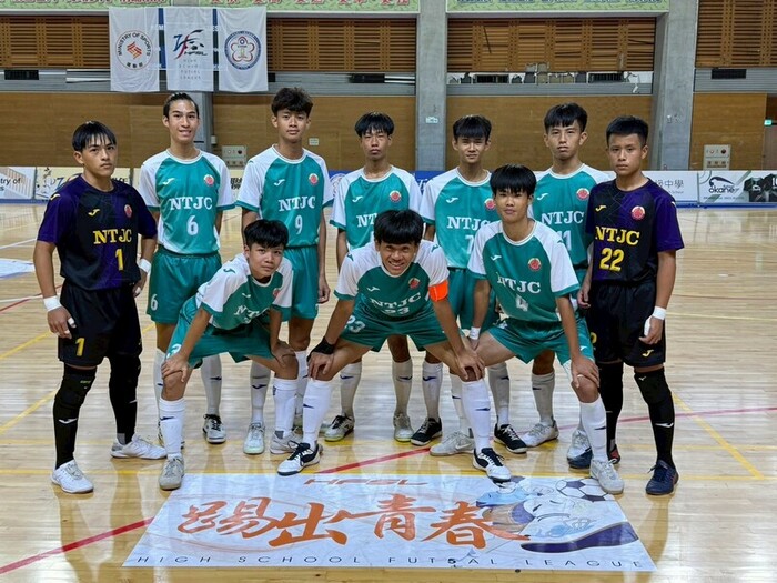 114 學年度高中男子足球聯賽複賽圖片