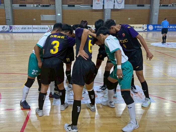 114 學年度高中男子足球聯賽複賽圖片