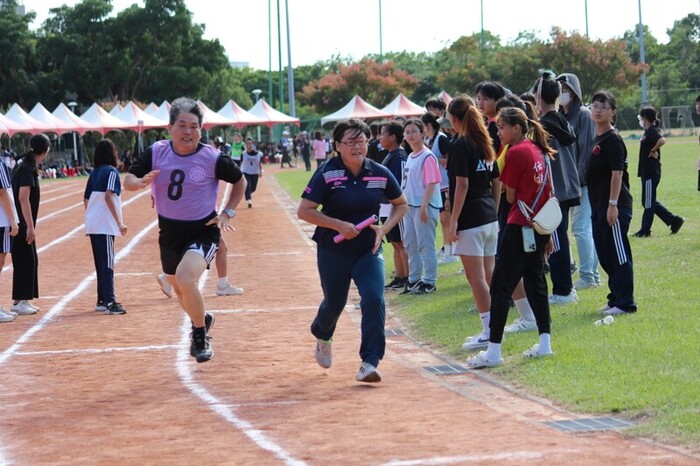 97週年校慶暨運動大會:大隊接力-02圖片