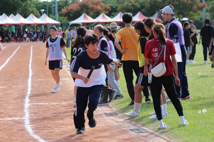 97週年校慶暨運動大會:大隊接力-02圖片