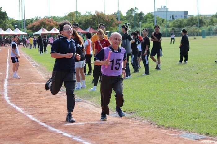 97週年校慶暨運動大會:大隊接力-02圖片