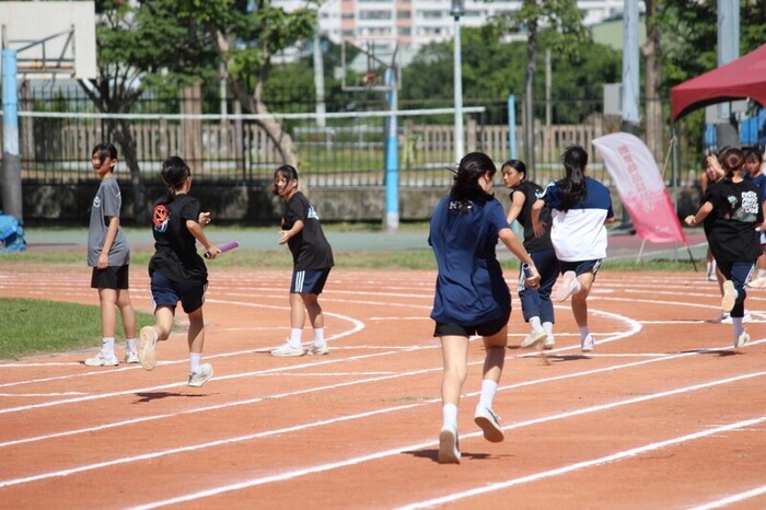 97週年校慶暨運動大會:4X100-03圖片
