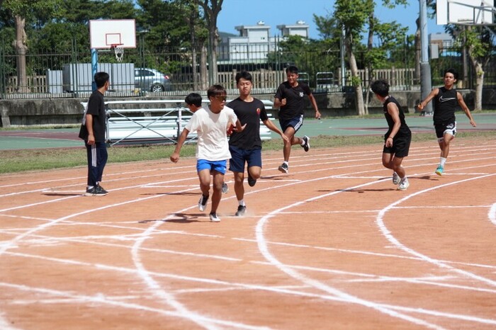 97週年校慶暨運動大會:4X100-03圖片