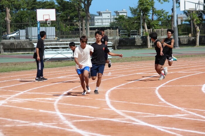 97週年校慶暨運動大會:4X100-03圖片