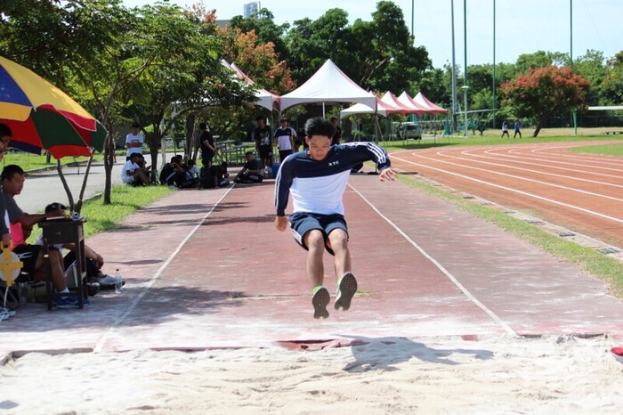 97週年校慶暨運動大會:跳遠圖片