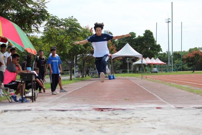 97週年校慶暨運動大會:跳遠圖片