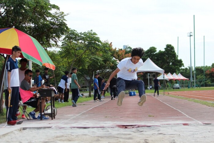 97週年校慶暨運動大會:跳遠圖片