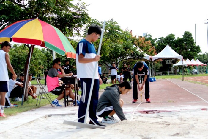 97週年校慶暨運動大會:跳遠圖片