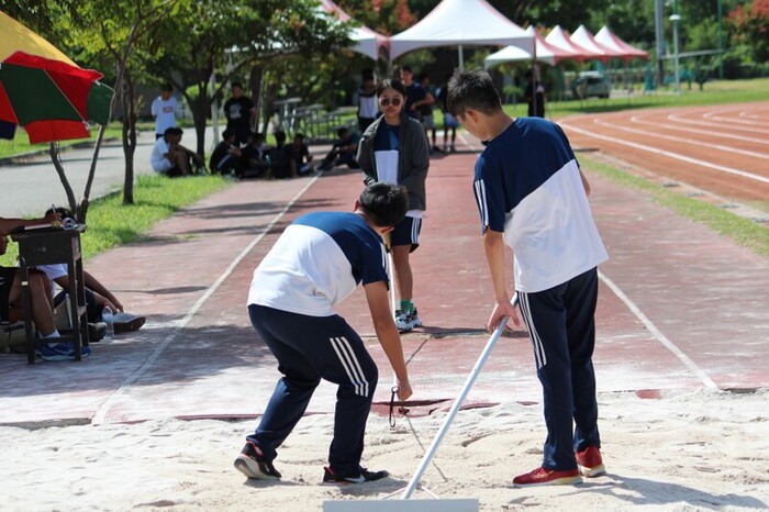 97週年校慶暨運動大會:跳遠圖片