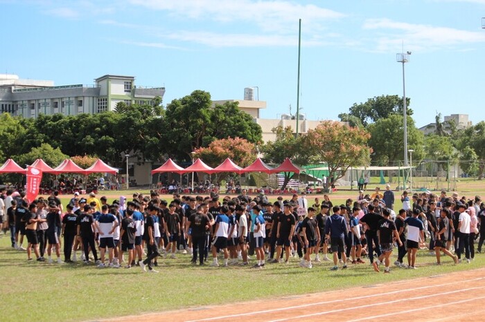 97週年校慶暨運動大會:大隊接力-01圖片