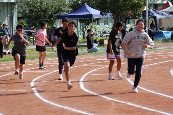 97週年校慶暨運動大會:大隊接力-01圖片