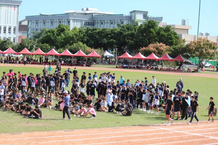 97週年校慶暨運動大會:大隊接力-01圖片