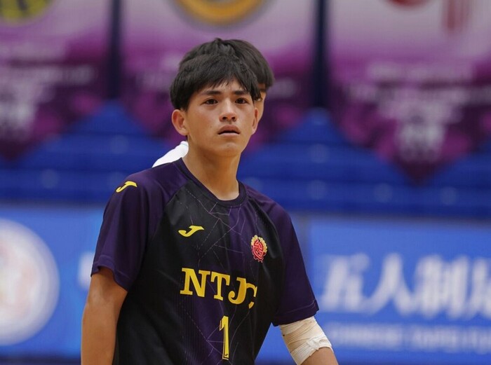 114 學年度高中男子足球聯賽決賽圖片