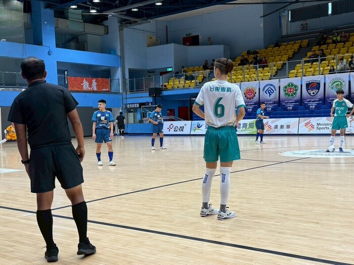 114 學年度高中男子足球聯賽決賽圖片