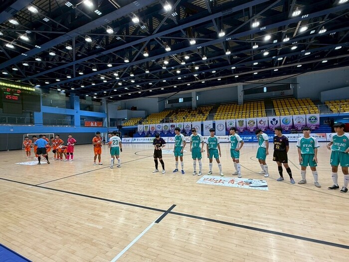 114 學年度高中男子足球聯賽決賽圖片