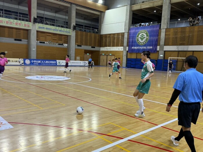 114 學年度高中足球聯賽預賽圖片