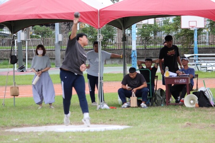 97週年校慶暨運動大會:鉛球-02圖片