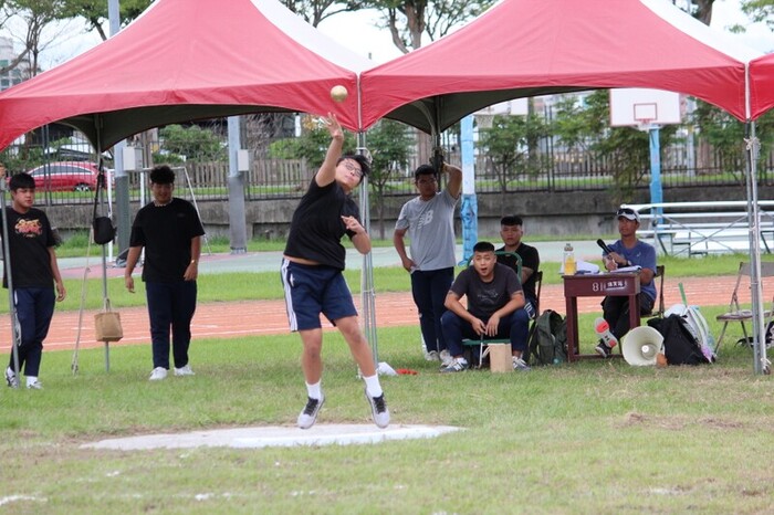 97週年校慶暨運動大會:鉛球-02圖片