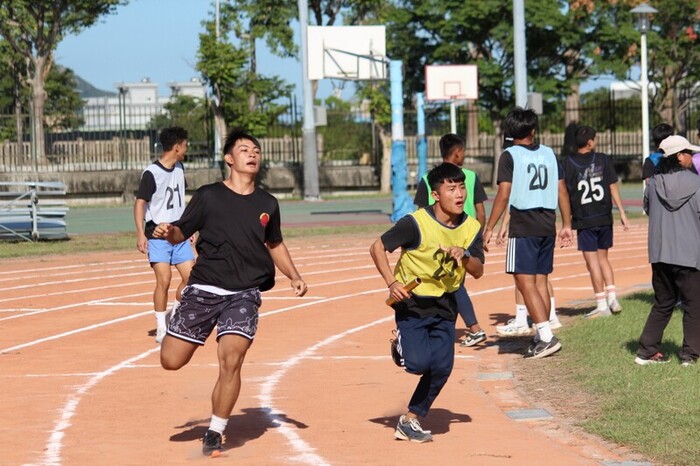 97週年校慶暨運動大會:大隊接力-04圖片