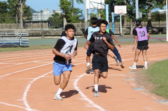 97週年校慶暨運動大會:大隊接力-04圖片